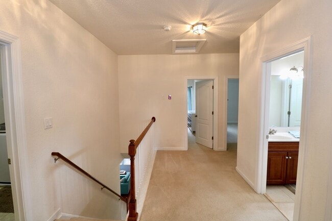 Building Photo - Immaculate 4 bedroom 2.5 Bath home in Sagi...