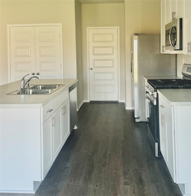 Building Photo - 21214 Mem Vis Dr