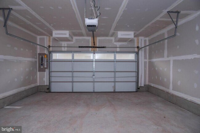Building Photo - 4931 Trail Vista Ln