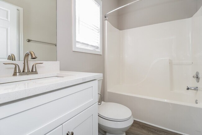 Building Photo - 5639 Waldens Farm Dr