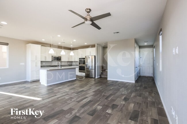 Building Photo - 6344 Gulf Waters St