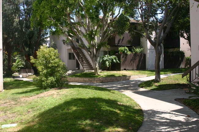 Building Photo - 5011 Stoney Creek Rd