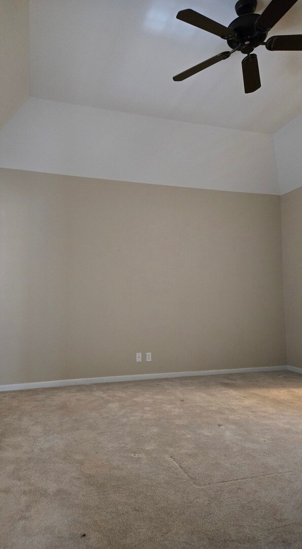 Building Photo - 0N306 Hilts Dr