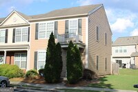 Building Photo - 2756 Deerwood Ln