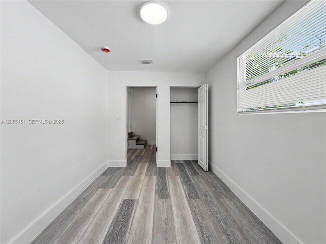 Building Photo - 228 NW 39th St