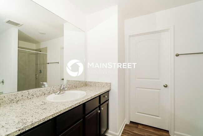Building Photo - 4 Bedroom Pet-Friendly Home in New Braunfels, TX with Main Street Renewal