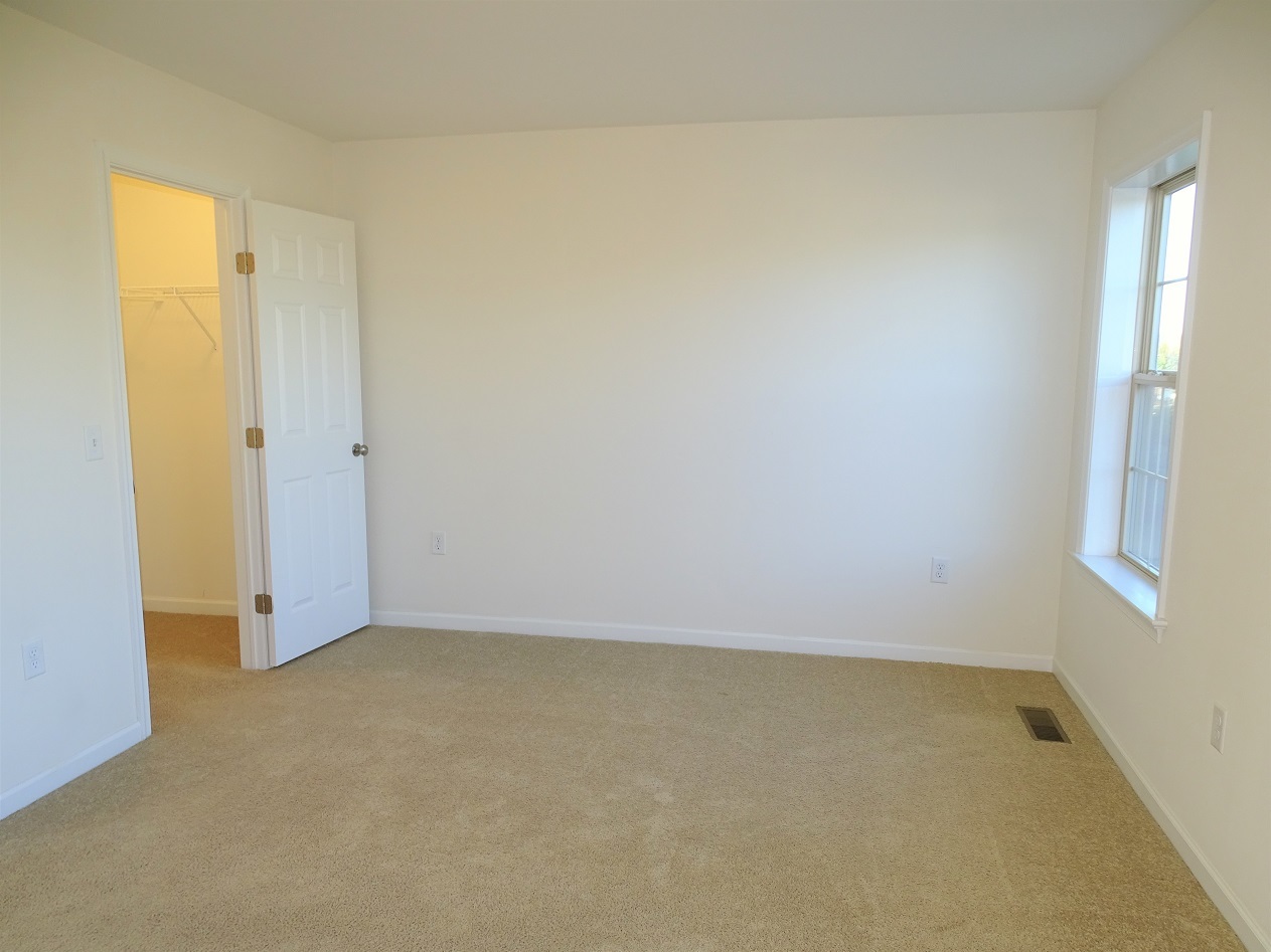 Building Photo - 346 Alexandria Ct