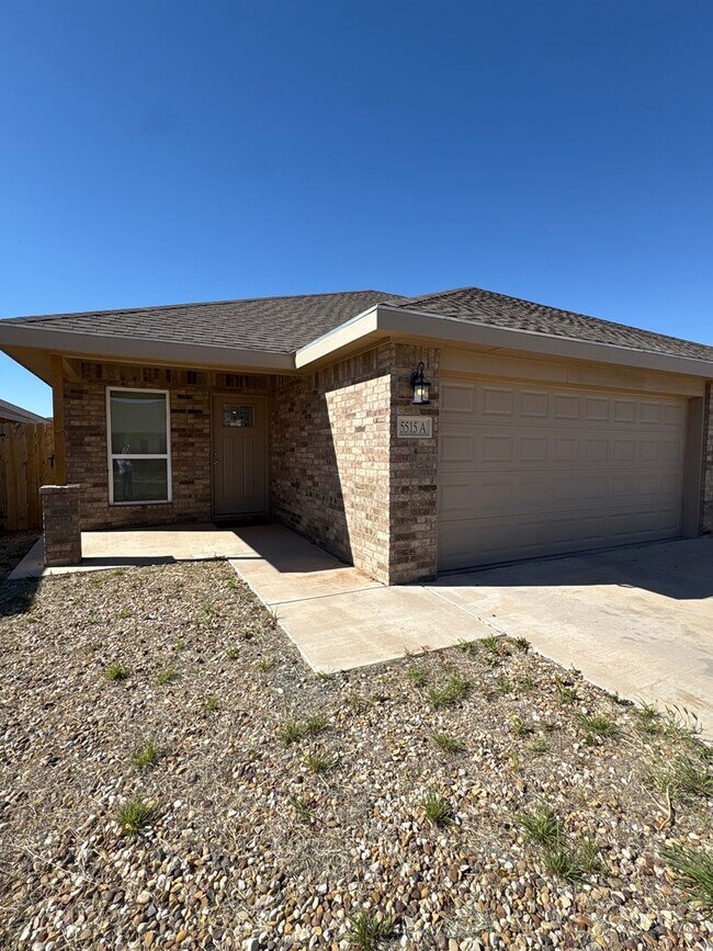 Building Photo - 5515 Kemper St