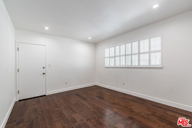 Building Photo - 5412 S Holt Ave