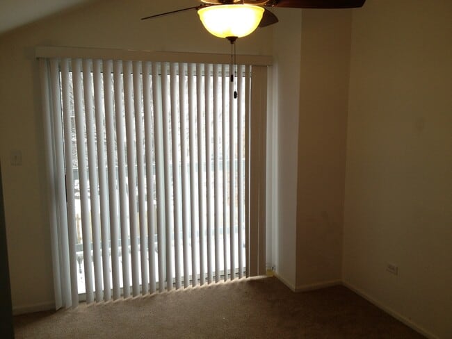 Building Photo - 3527 Frontenac Ct