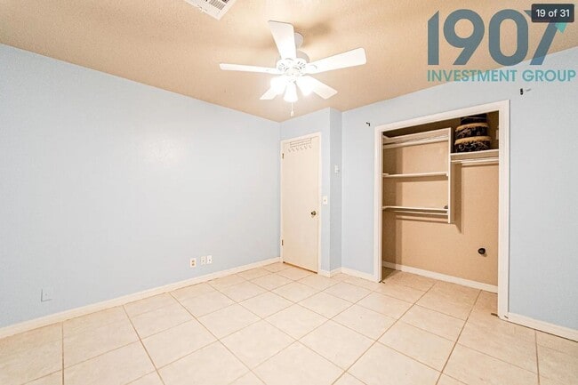 Building Photo - 4405 Manchester Ct