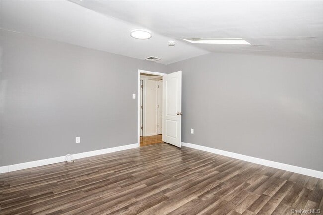 Building Photo - 89 Ridgewood Ave