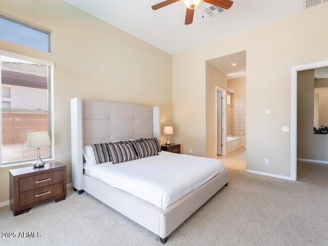 Building Photo - 40505 N Lytham Ct