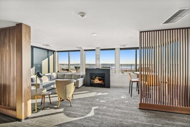Building Photo - 1 bedroom in Seattle WA 98121