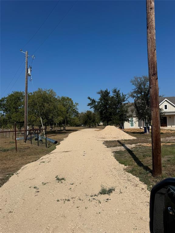 Building Photo - 1353 Red Town Rd