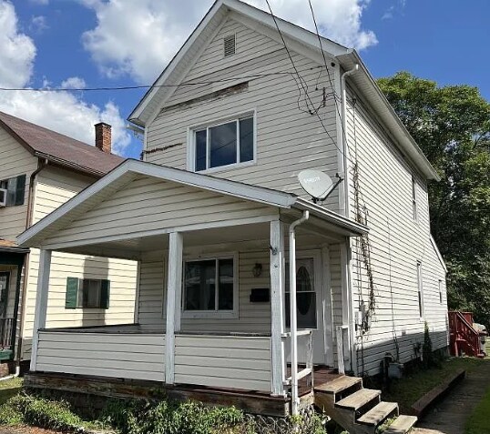 Building Photo - 1802 3rd Ave