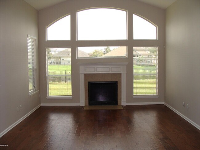 Building Photo - 2266 Cascadia Ct