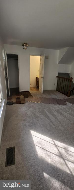 Building Photo - 3955 Pepperidge Ct