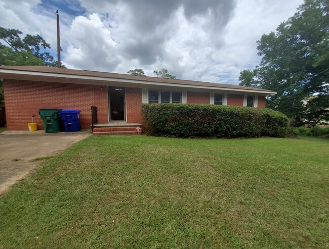 Primary Photo - 1115 S Brundidge Blvd