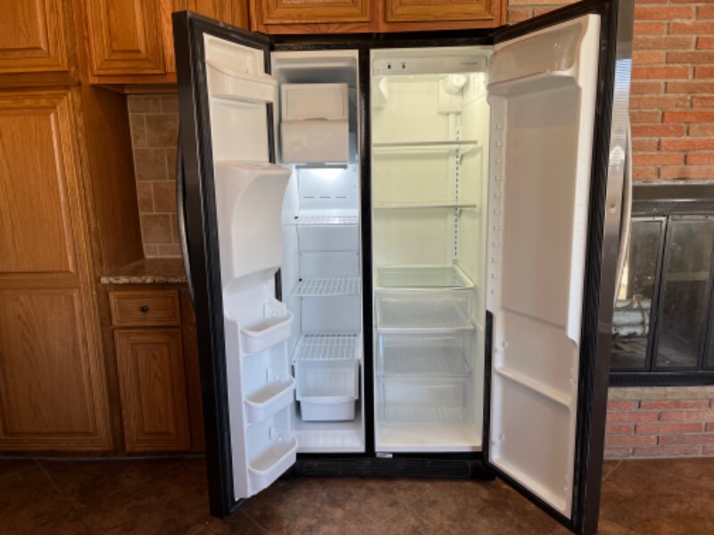 Building Photo - 930 Sherwood St