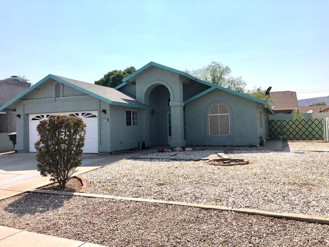 Building Photo - 3905 Raymond Ave