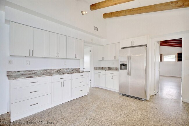 Building Photo - 3748 Sebring Pkwy