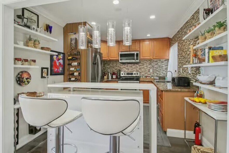 Building Photo - 109 Lower Ter