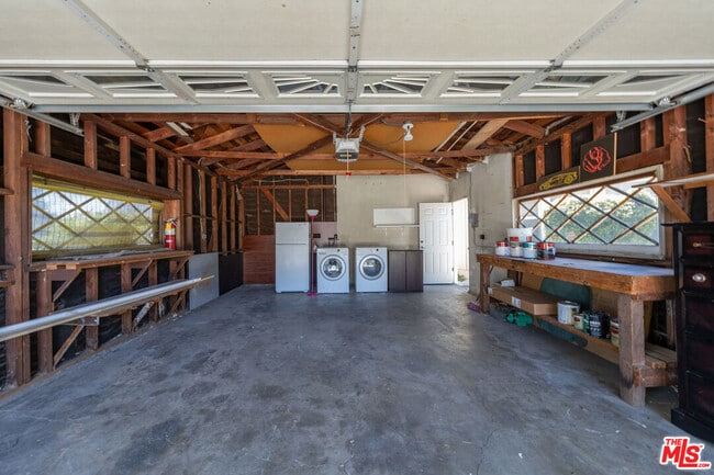 Building Photo - 10731 Gothic Ave