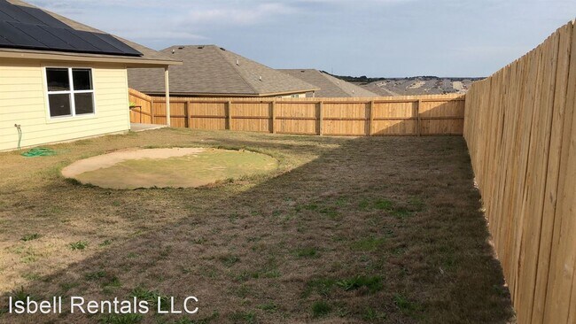 Building Photo - 3900 Flatrock Mountain Dr