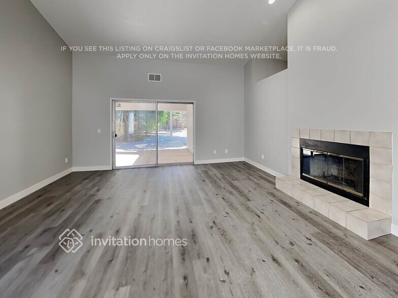 Building Photo - 8928 Sonoma Valley Way