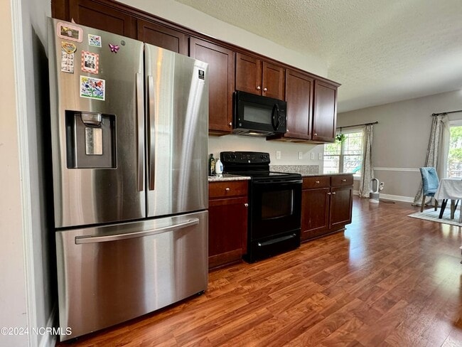 Building Photo - 3112 Catarina Ln