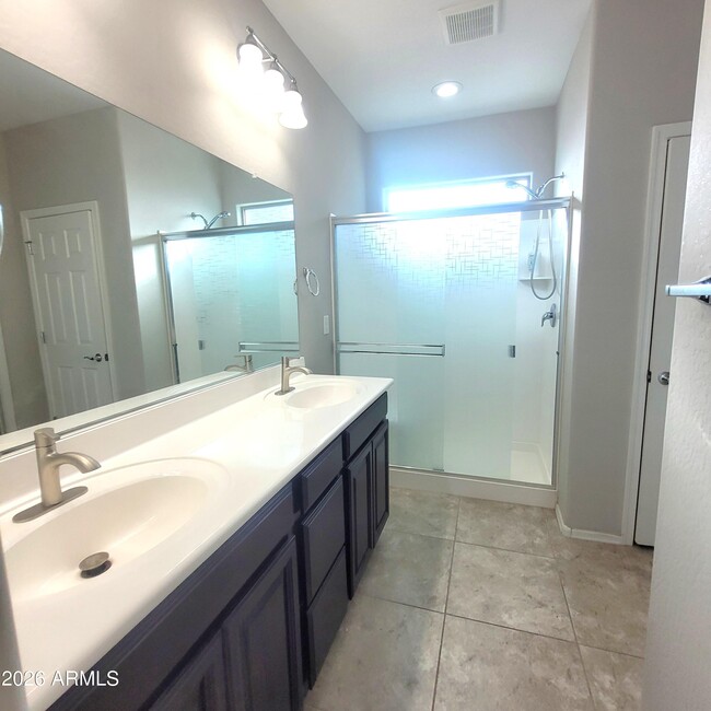 Building Photo - 25925 W Tonto Ln