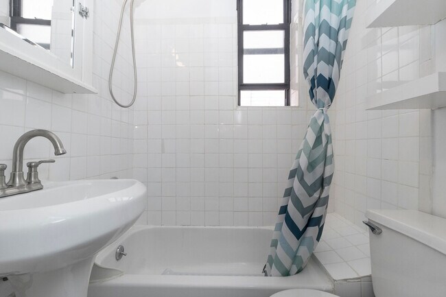 Building Photo - 1794 1st Ave