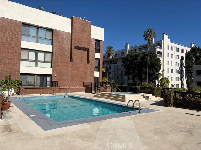 Building Photo - 4477 Wilshire Blvd