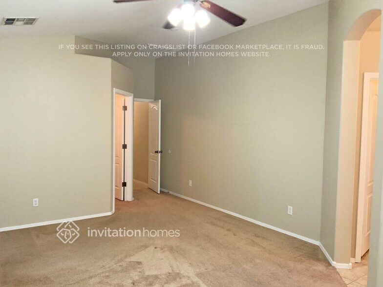 Building Photo - 1181 W Fruit Tree Ln