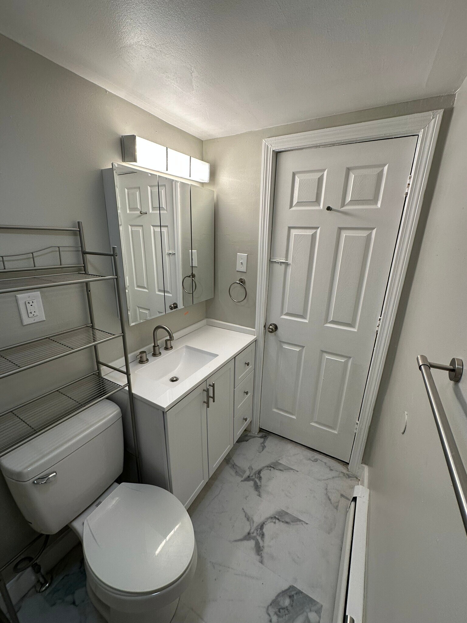 Building Photo - 89 Haven St