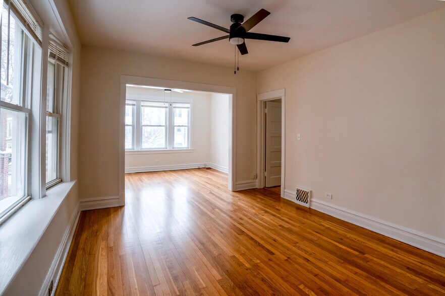 Building Photo - 3541 N Whipple St