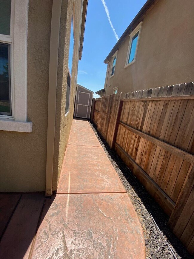 Building Photo - 8381 Terracotta Cir