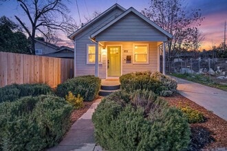 Building Photo - MOVE IN SPECIAL $3000 if lease signed by July 2026!!      3 Bedroom Home Close to CSUC!