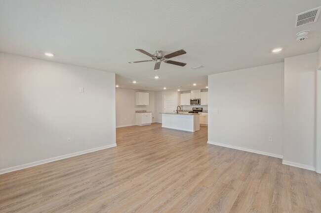 Building Photo - 4661 Honor Guard Wy