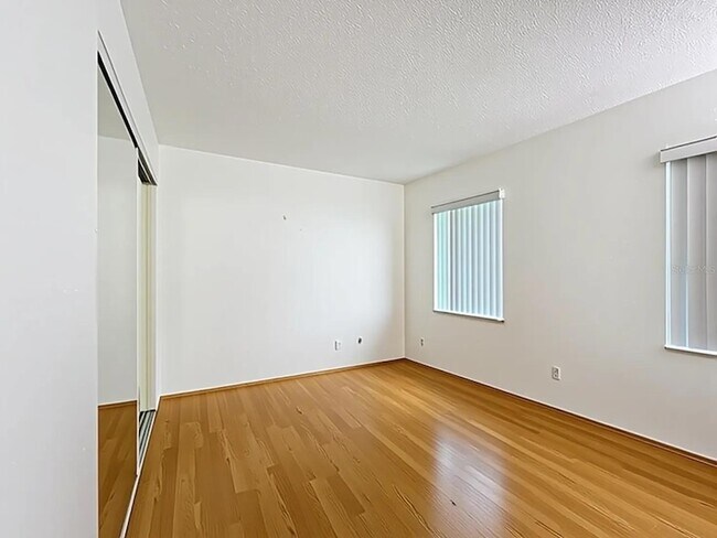 Building Photo - 272 Florida Pkwy