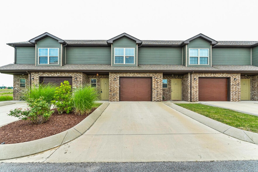 Building Photo - Ashton Ridge at Westcreek
