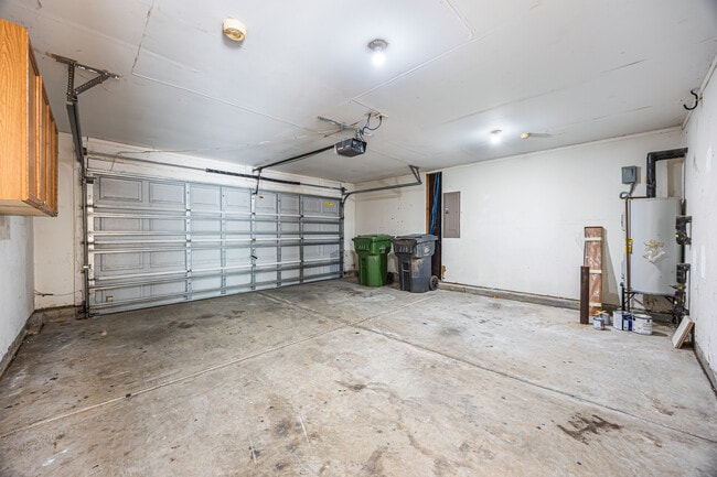 Building Photo - 4102 Rosefield Ct