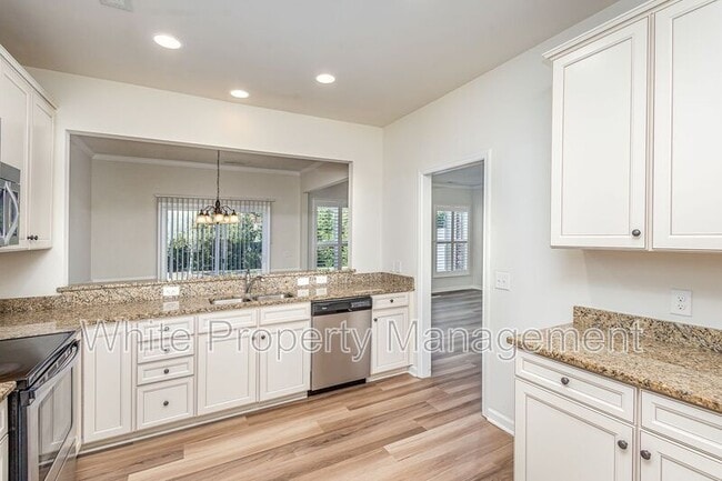 Building Photo - 15642 Canmore Street