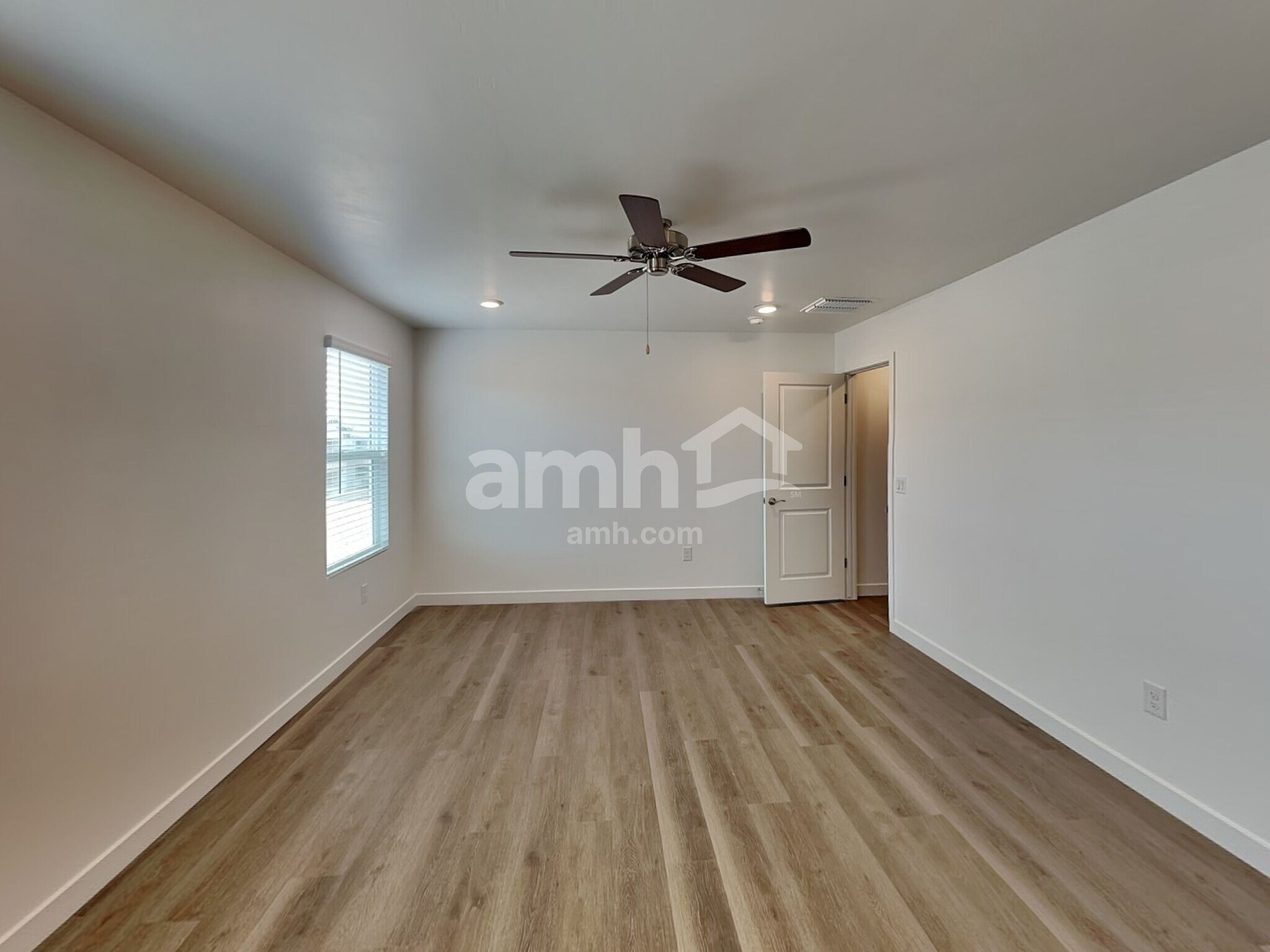 Building Photo - 7344 S Avenida Obelo