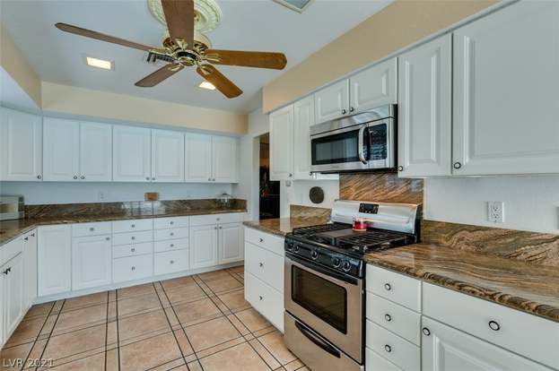 Building Photo - 3415 Villa Hermosa Dr
