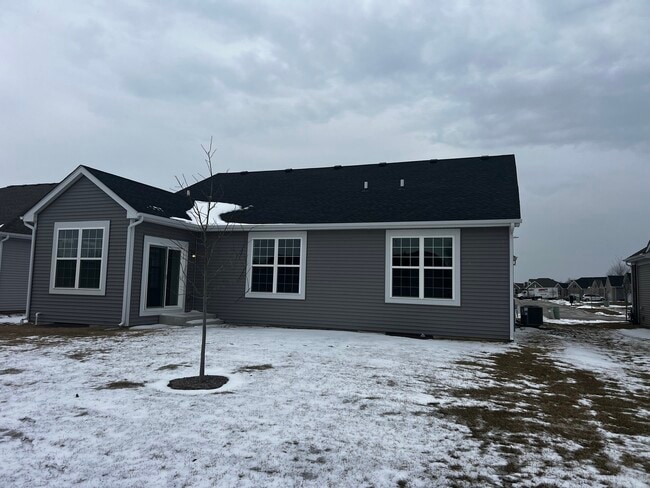 Building Photo - 14913 Dyer Ln