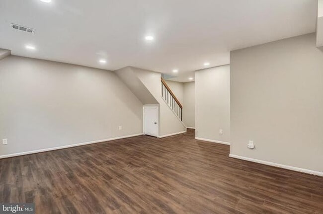 Building Photo - 11825 Coopers Ct