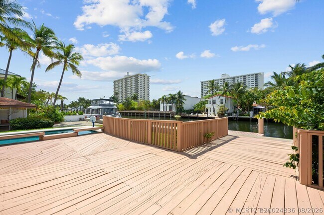 Building Photo - 2400 Delmar Pl
