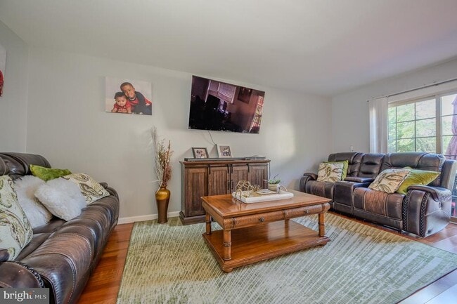 Building Photo - 11327 Cromwell Ct